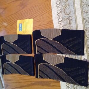 ❤️NIP 2 Pack Elbow Compression Sleeves